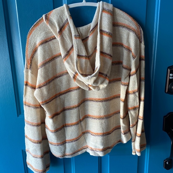 Billabong pullover hoodie - Picture 3 of 4